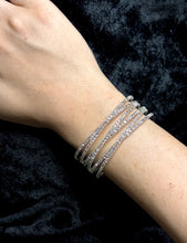 Load image into Gallery viewer, Loop Bangles