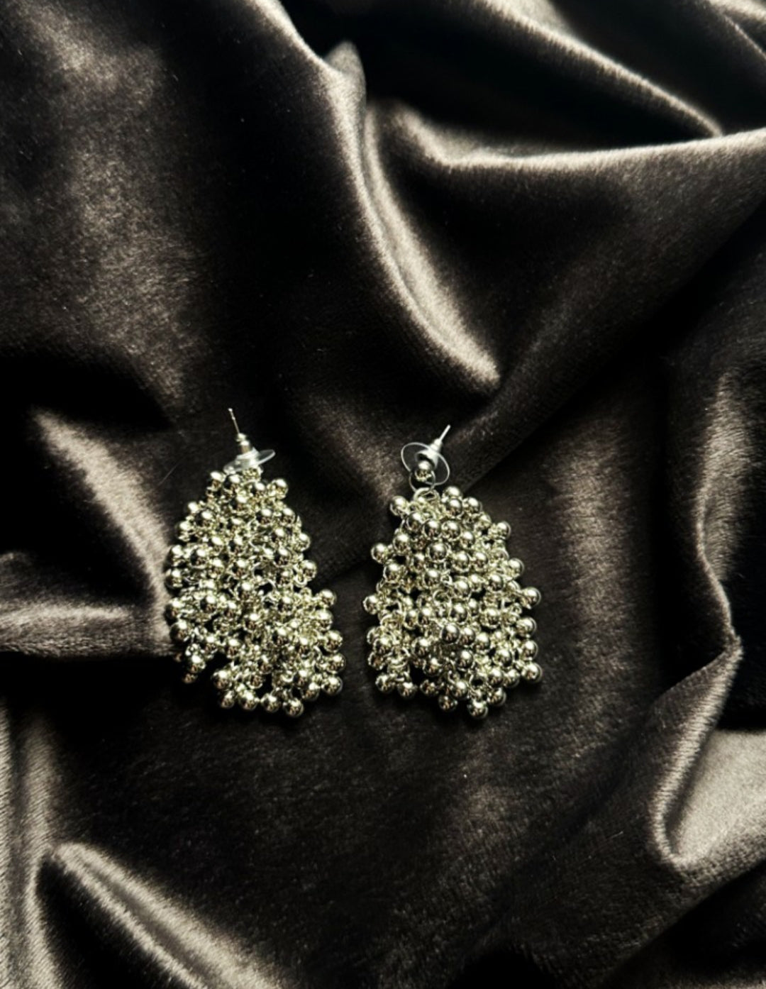 Silver Rain Drop Cascade