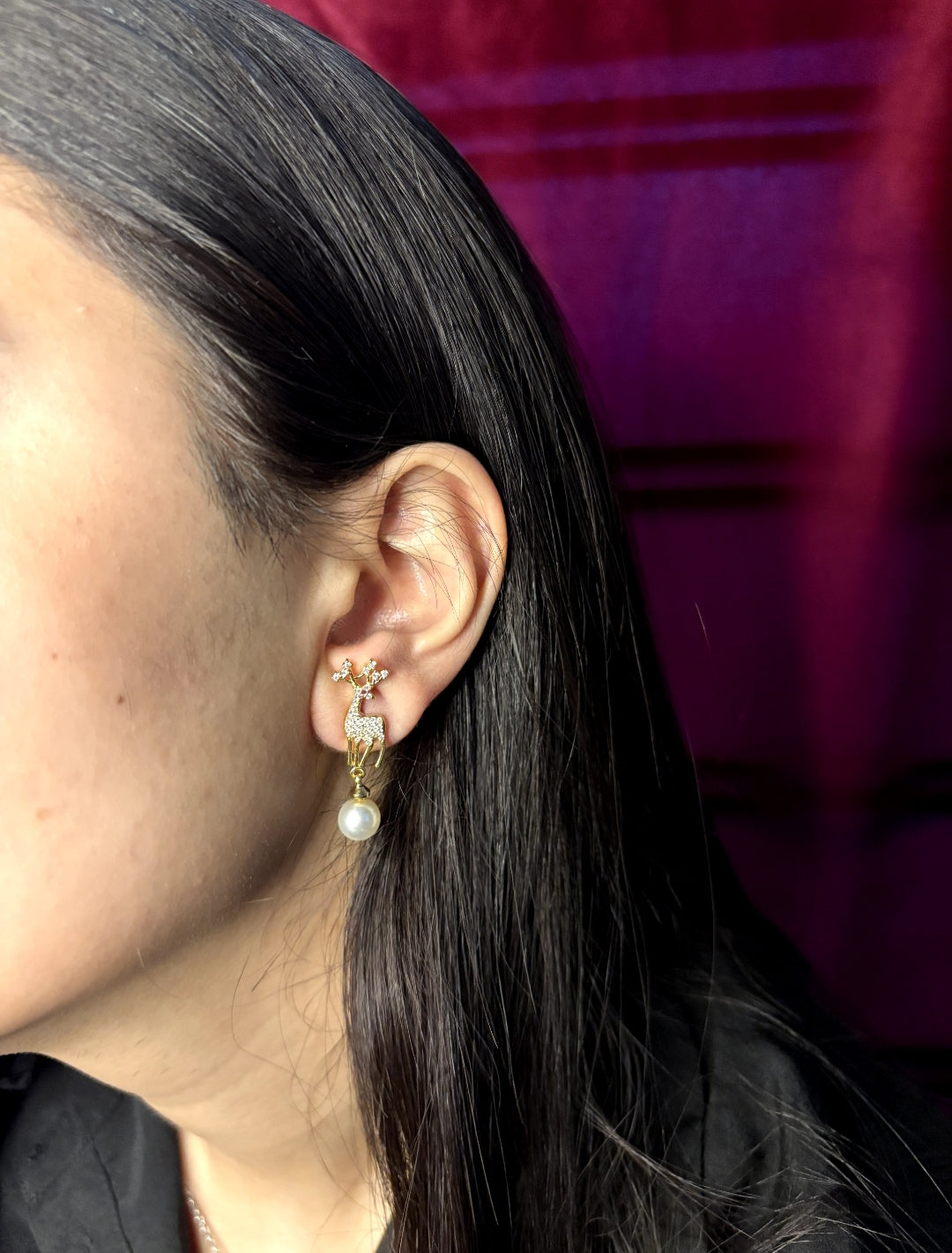 Reindeer Pearl Drop Earring