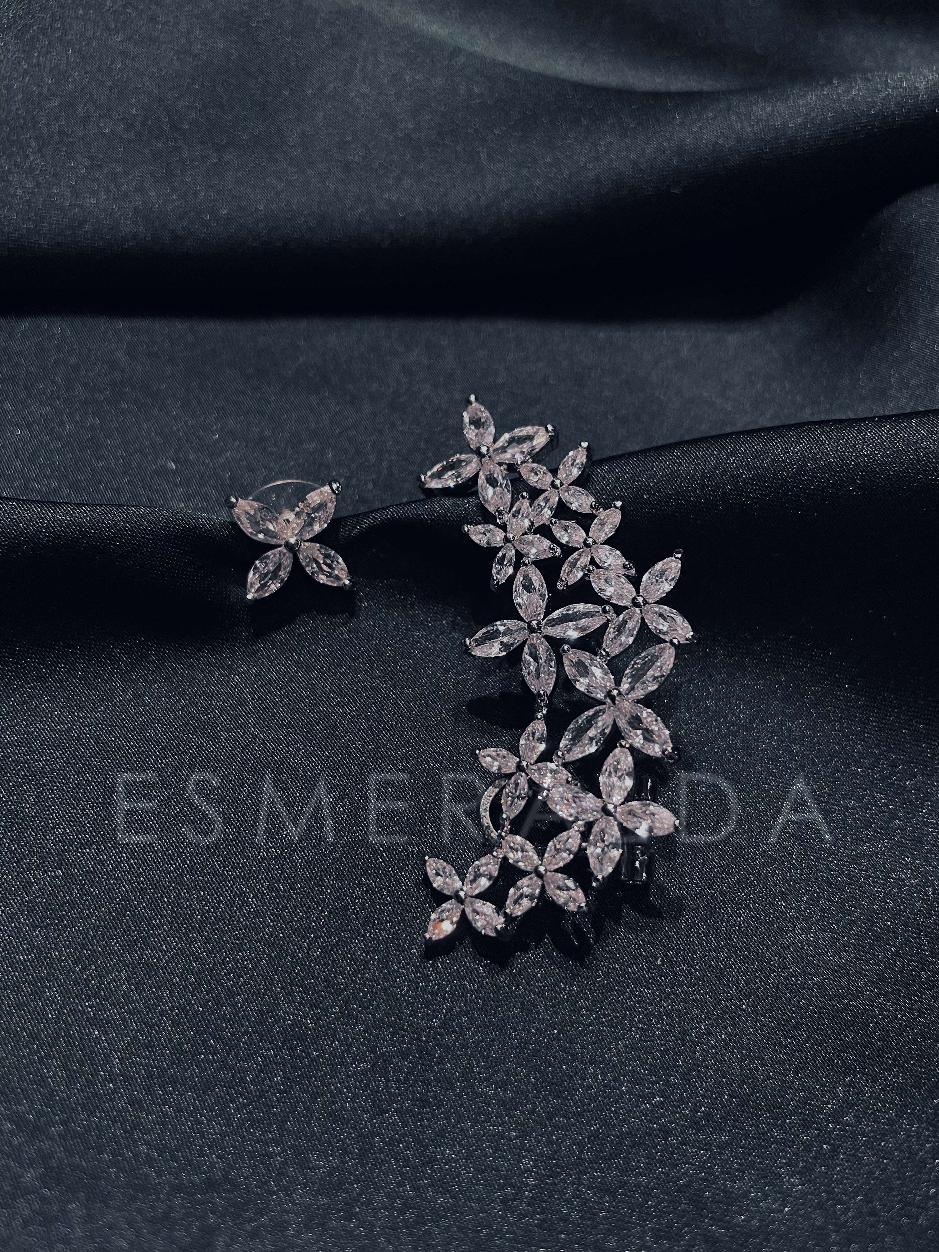 Asymmetrical Fiore Cuff & Stud