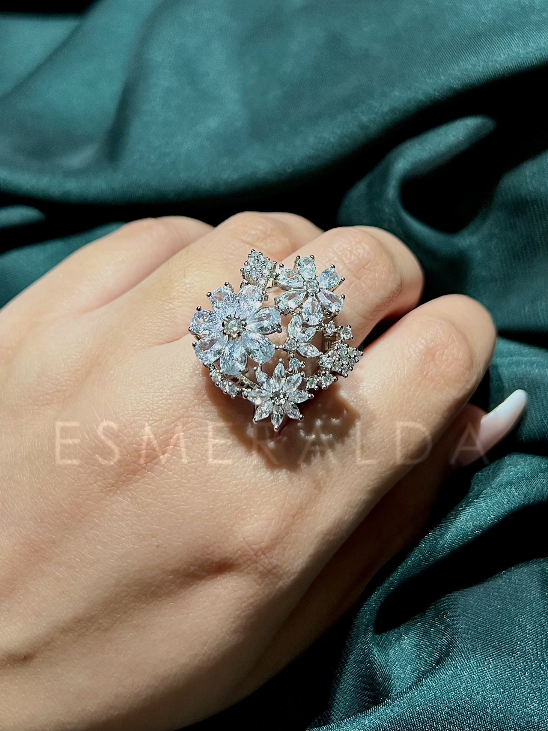 Florence Ring (Adjustable)