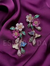 Load image into Gallery viewer, Luxe Gardenia Earrings