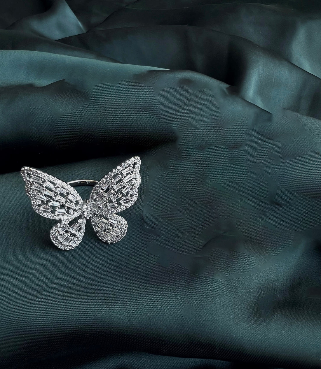 Luxe Mariposa Ring (Adjustable)