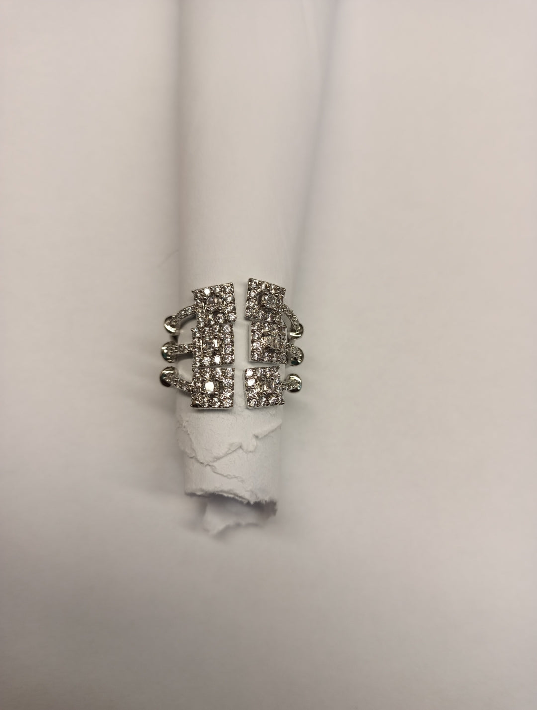 Luxe Silva Square Ring