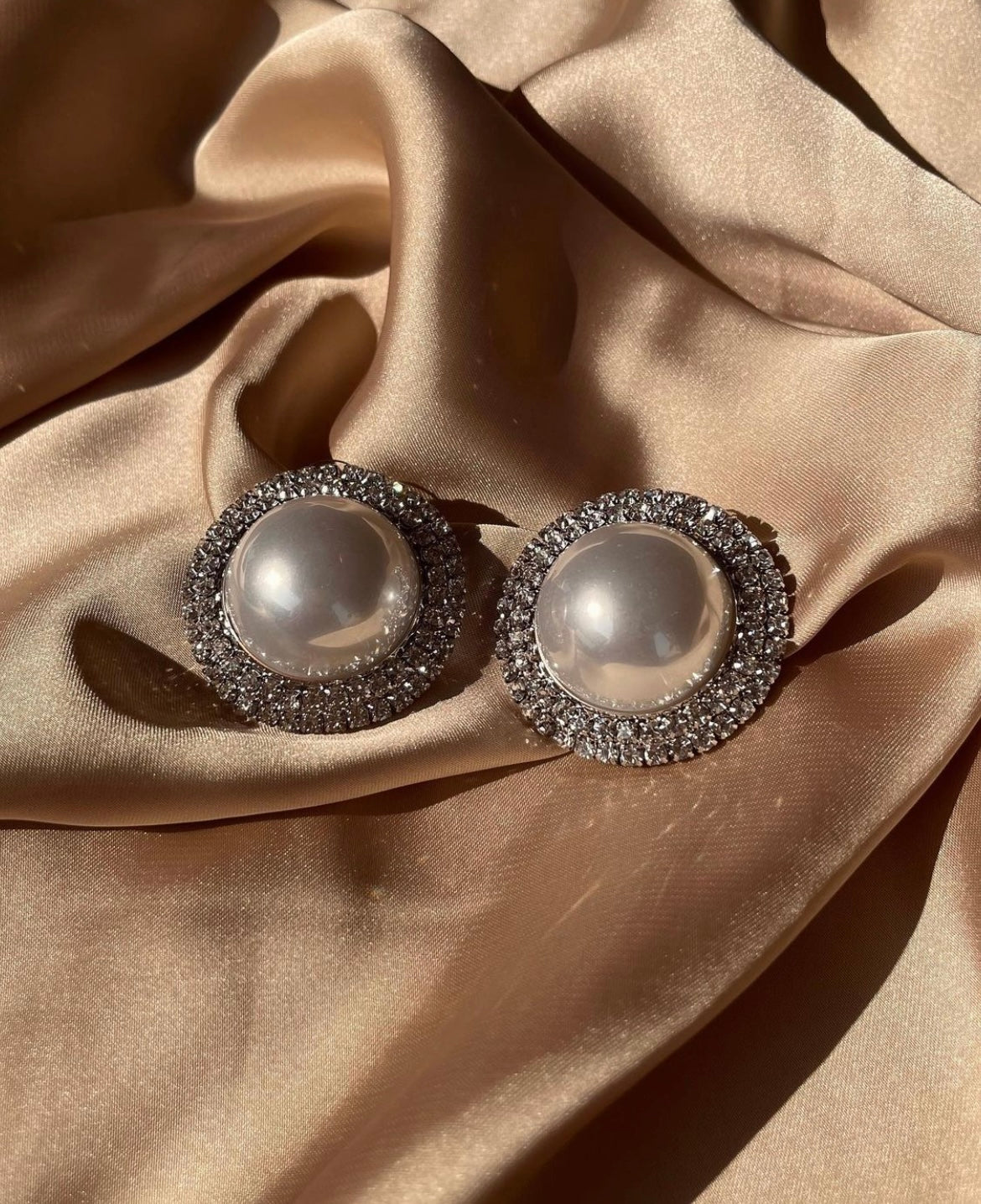 Diamanté Pearl Studs