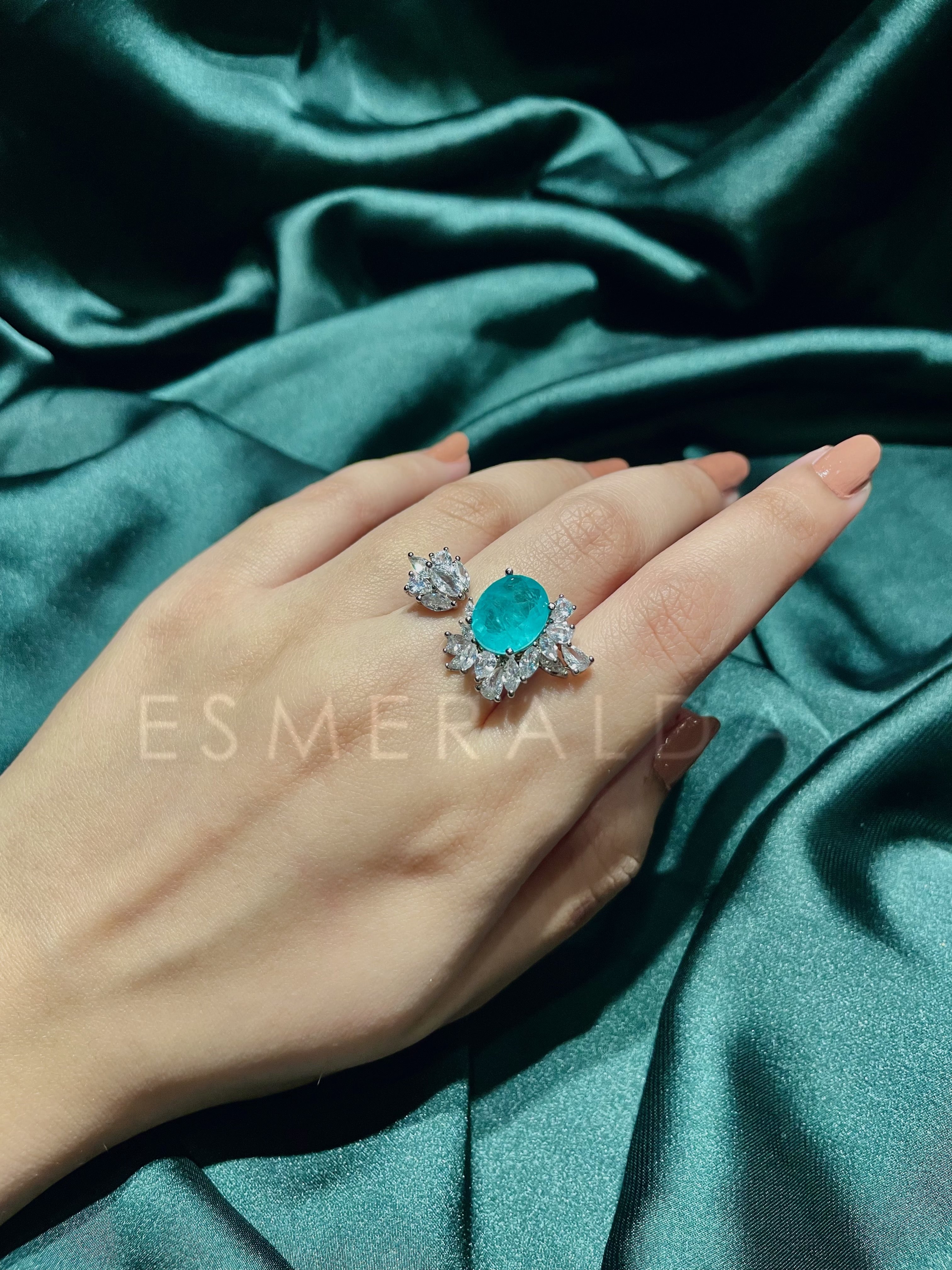 Luxe Aqua Cocktail Ring (Adjustable)