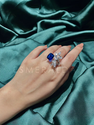 Luxe Blue Cocktail Ring (Adjustable)