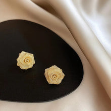 Load image into Gallery viewer, Rose Mesh Studs