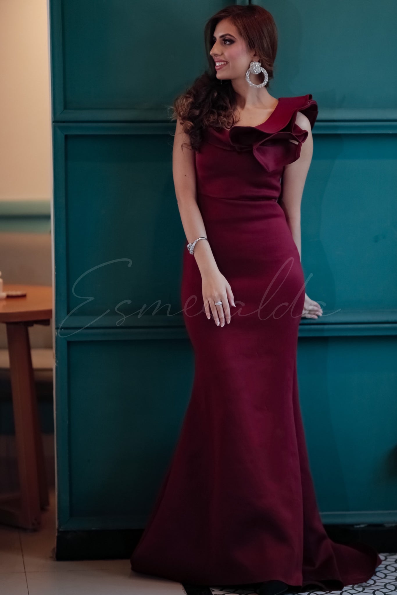 G113, Wine Red One Shoulder Layered Fish Cut Trail gown (SIZE ALL