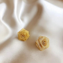 Load image into Gallery viewer, Rose Mesh Studs