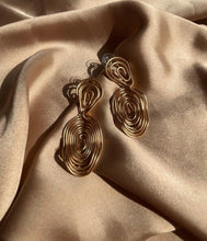 Load image into Gallery viewer, Labyrinth Earrings